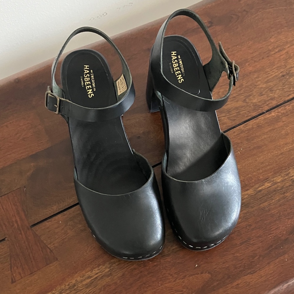 Swedish Hasbeens Black Leather Clog